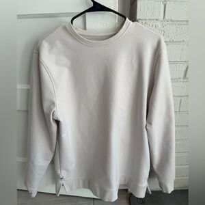 Cuts Split-Hem Crew Neck Sweatshirt: Medium